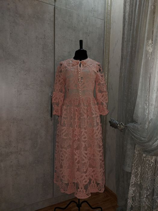 Продаётся платье