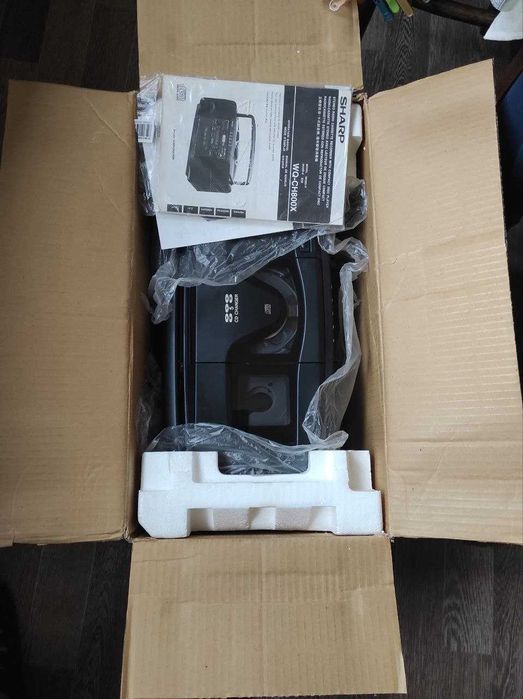 Музыкальный центр SHARP.Состояние идеальное.Год выпуска середина 90.