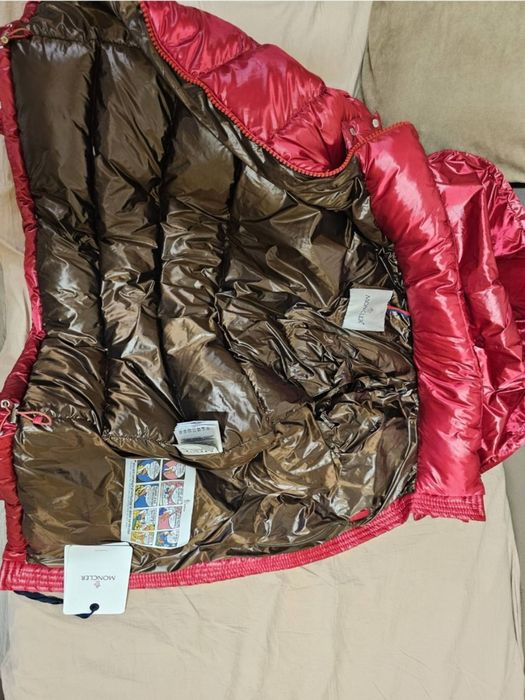 Яке унисекс Moncler,