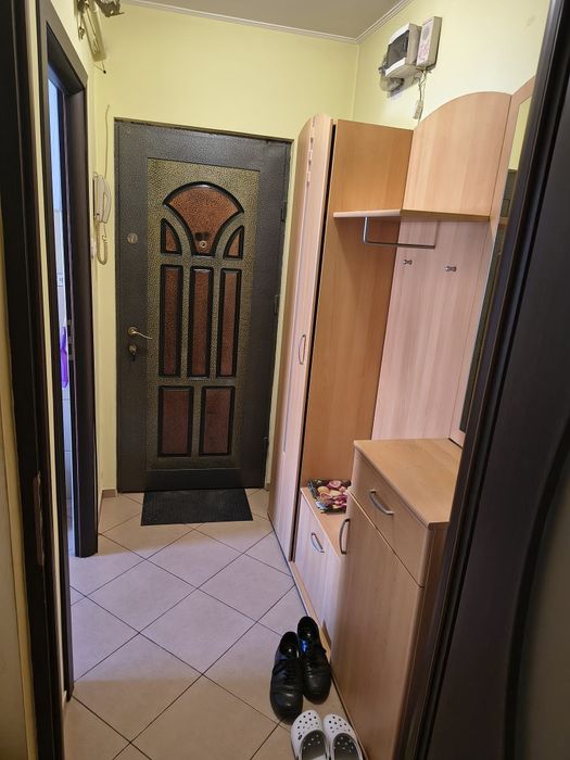 Chirie apartament semidecomandat Alexandru cel Bun