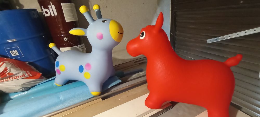 Надуваема играчка за скачане