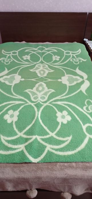 Продам советские покрывала