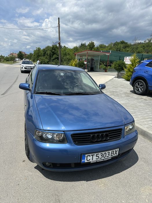 Audi A3.