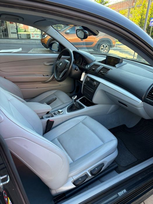 Bmw 118i An 2009 Motor 2.0 Benzină 143 Cp km 138.000 Vânzare În RATE  Garanție 1An