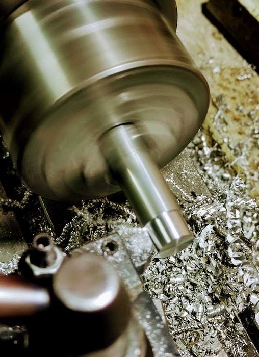 Стругарски услуги, малка CNCфреза,разработка модели на Autodesk Fusion