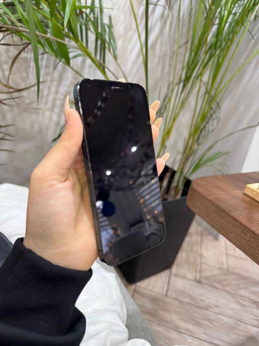 Продам iphone 12 pro