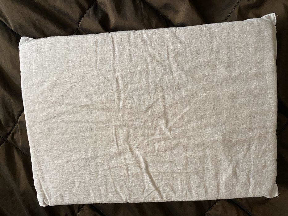 Латексова възглавница 40/30 см