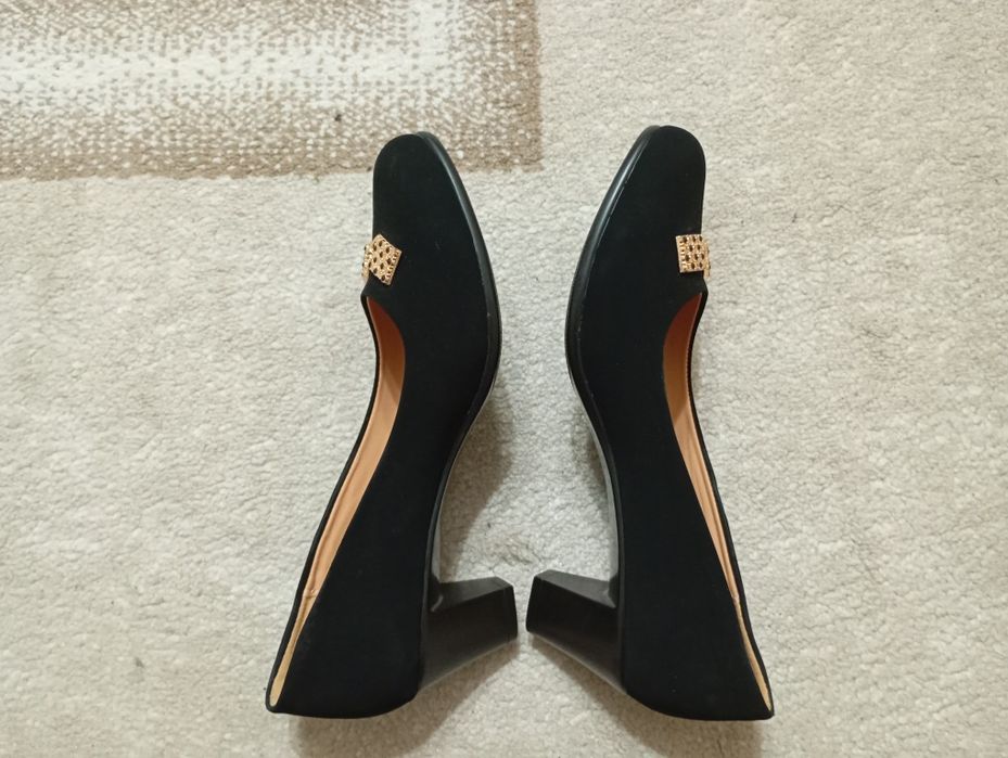 Продам туфли за 5000 не дорого