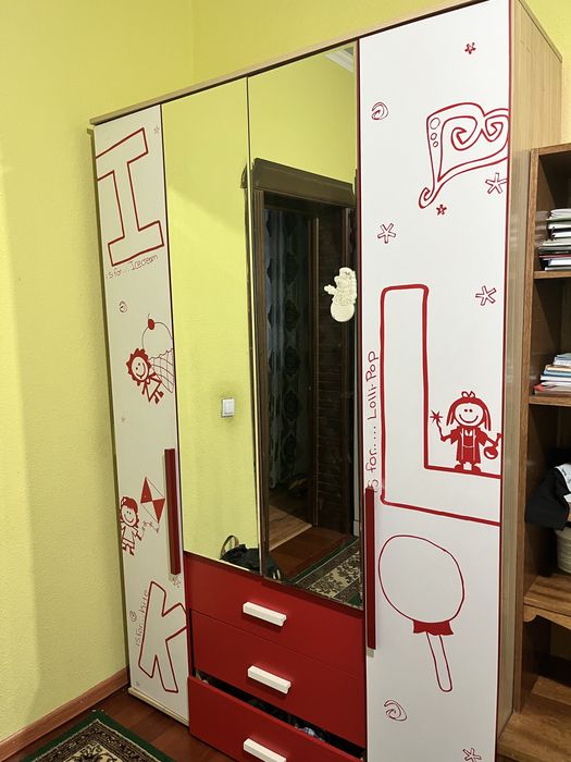 Продается шкаф купе