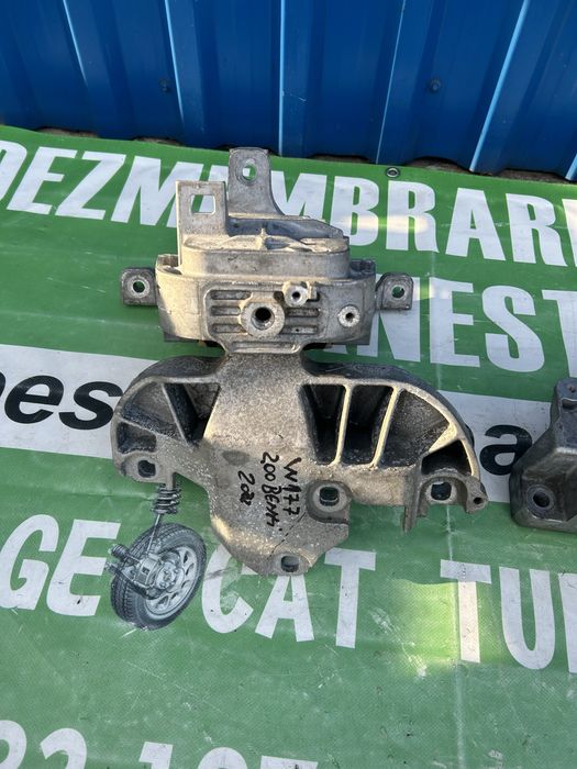 Tampon motor Mercedes W177 A klass 1.3 benzină hybrid