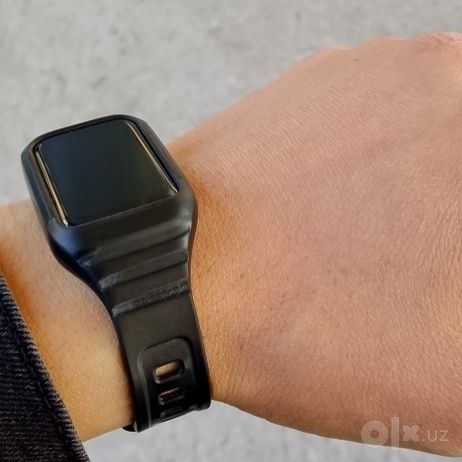 Продается хиаоми 8 smart watch