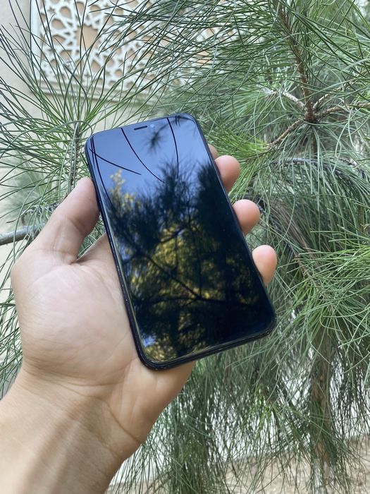 Iphone xr 64.      .