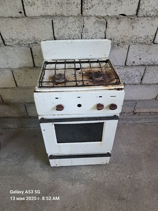 Газовая плита в рабочем состоянии