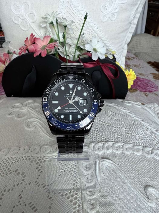 Часовник Rolex.
