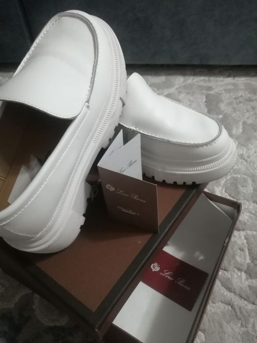 Продам лоферы женские!!!