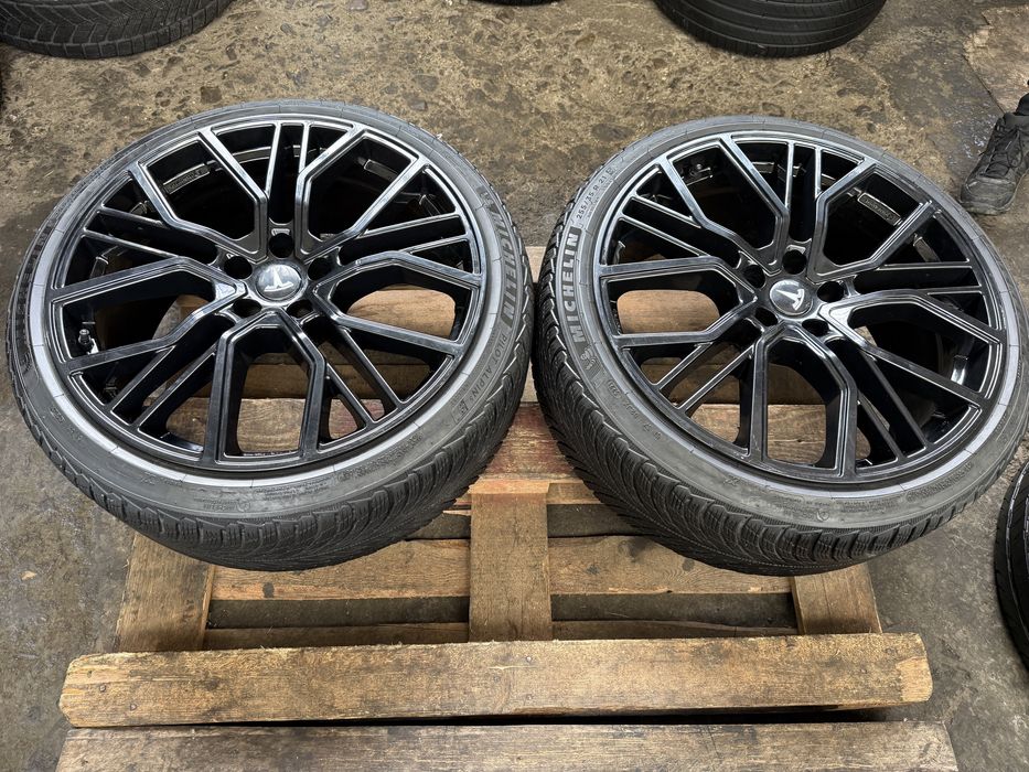 Jante Tesla model Y in doua dimensiuni spate 275/35 21 fata 255/35 21