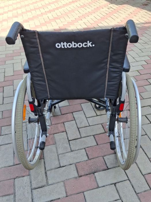 Инвалидная коляска