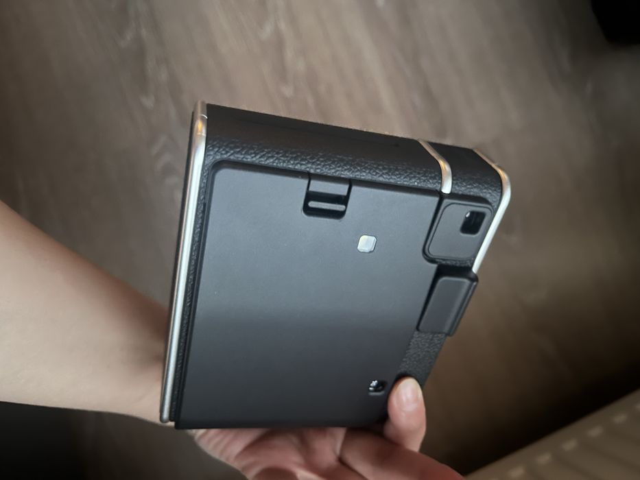 Instax mini 40 почти новый