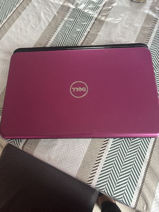 Продавам лаптоп Dell Inspiron N5110.