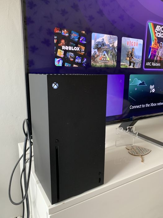 Xbox series X consola + 2 controlere