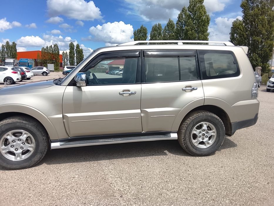 Продам Pajero 4 2007 года Срочна