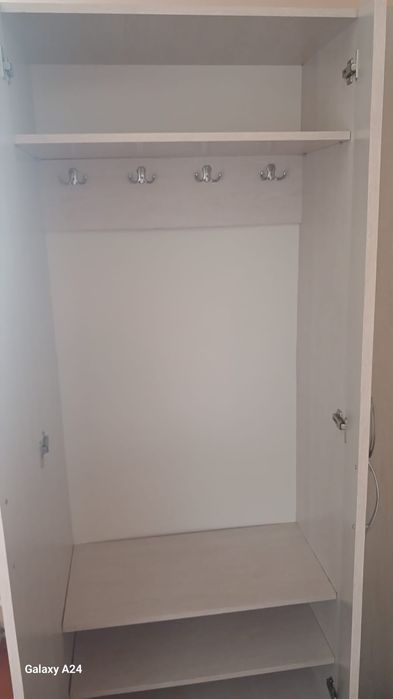 Шкаф  в прихожую