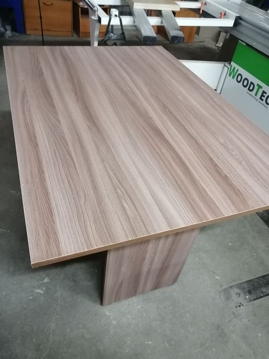 Продам стол со стульями. Стол книжка