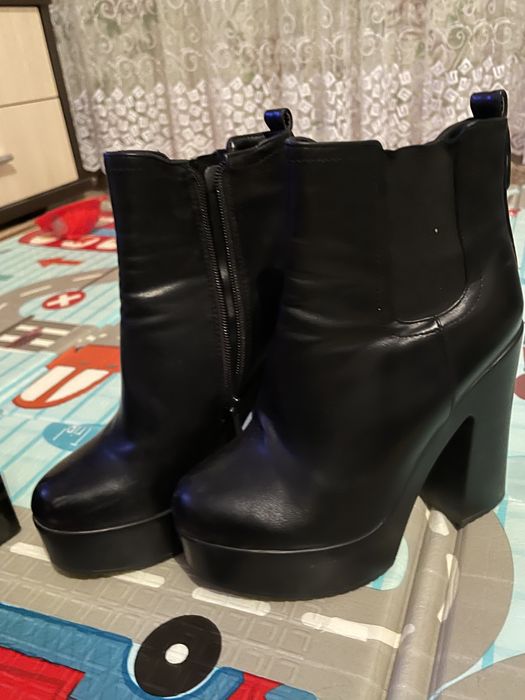 Продам обувь демисезон