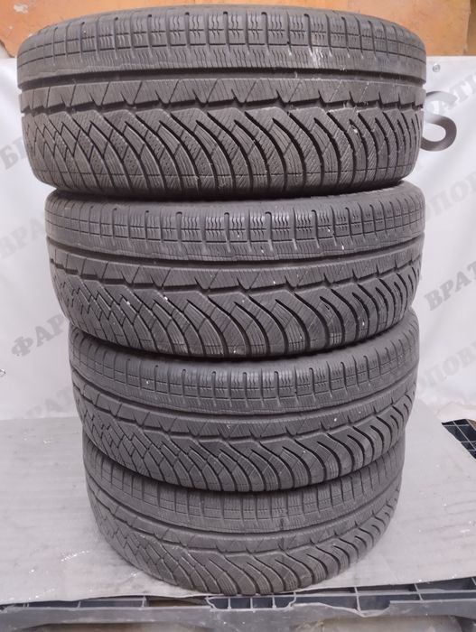 4 бр зимни гуми Michelin 225/45/18