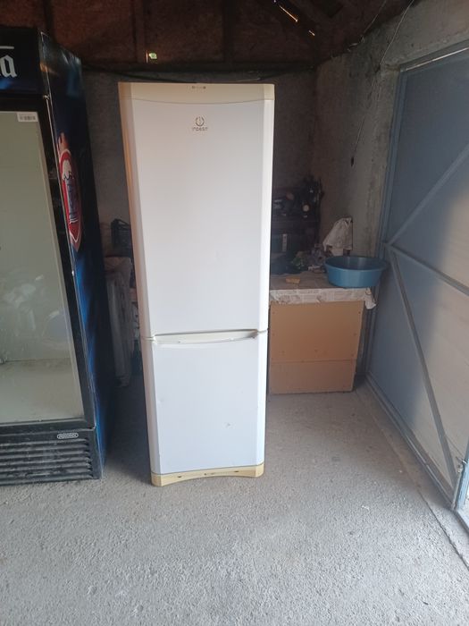 Combina Frigorifica Indesit