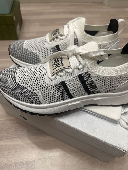 Мужские модные кроссовки