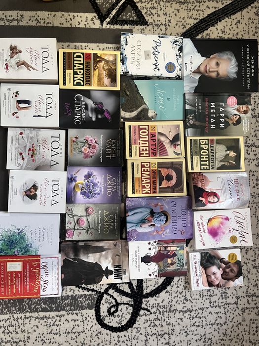 Продаются книги. Состояние б/у, но хранились бережно