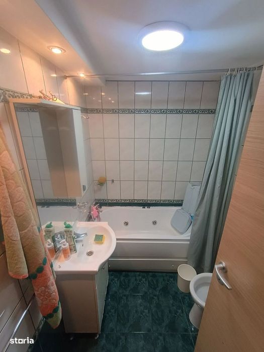 Apartament doua camere Romana