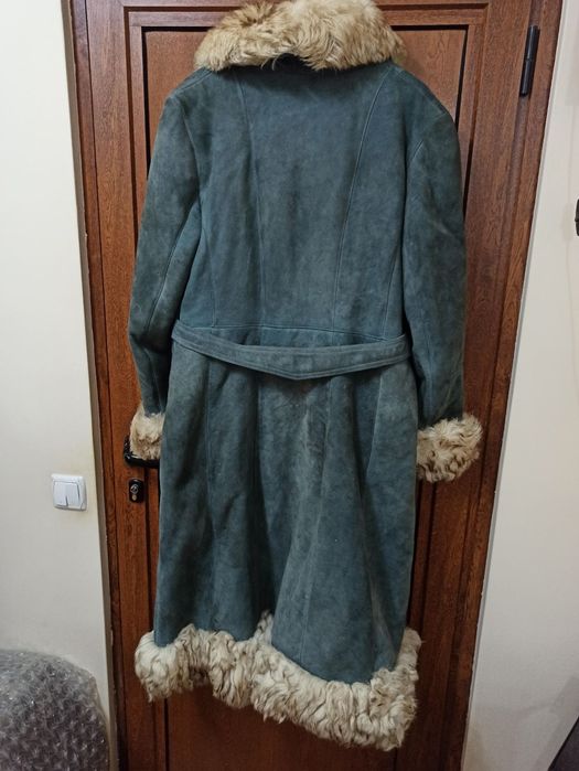 Продавам дамски кожух