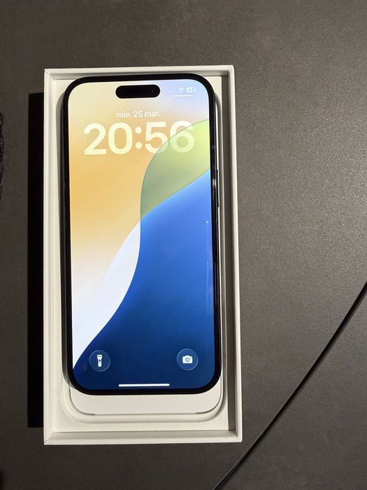 Vand iphone 15 in stare foarte buna!