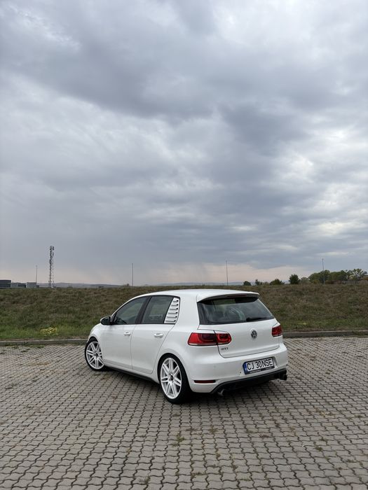 VOLKSWAGEN Golf 2012 — imagine 3
