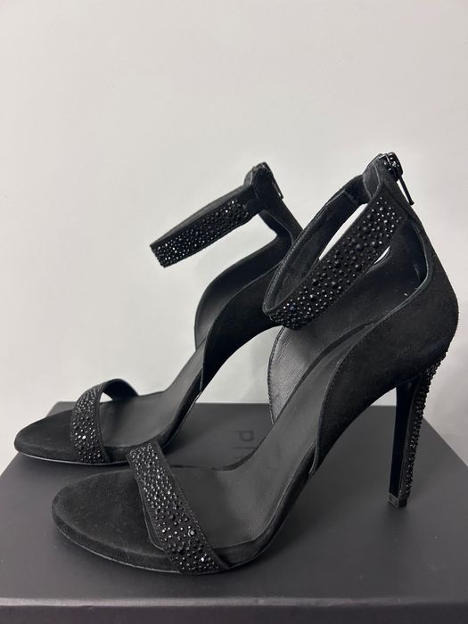 Сандали с камъни PINKO