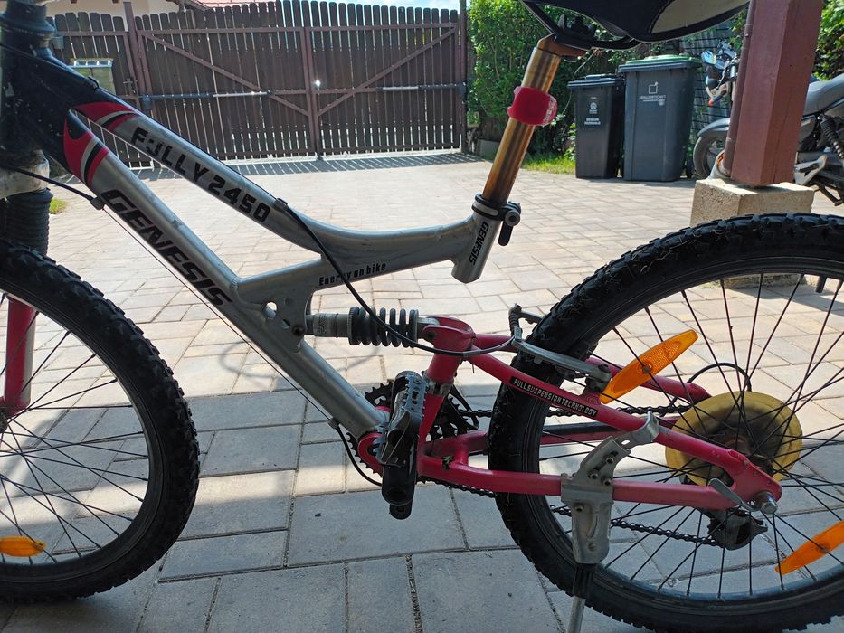 Bicicleta Genesis 24" Full suspension
