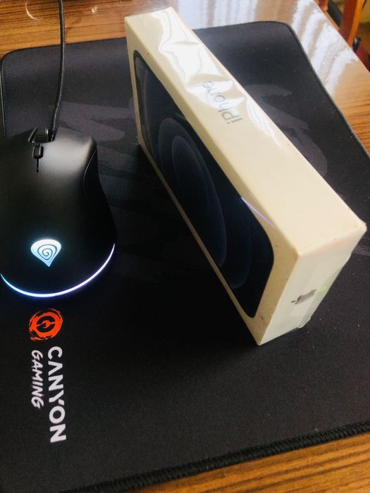 IPHONE 12 Black! Brand New (Factory Sealed)