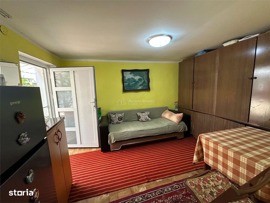 Casa Cocheta, Locuibila imediat,  cu Gradina si Curte,1500mp., Com.Bir