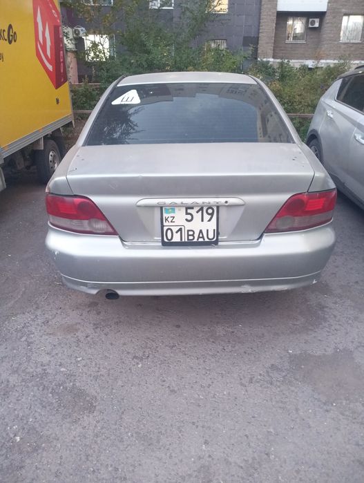 Mitsubishi galant 8