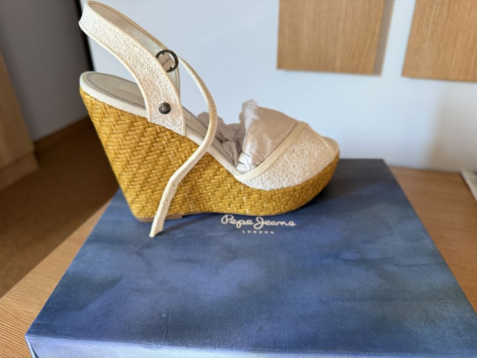 Спортни маратонки