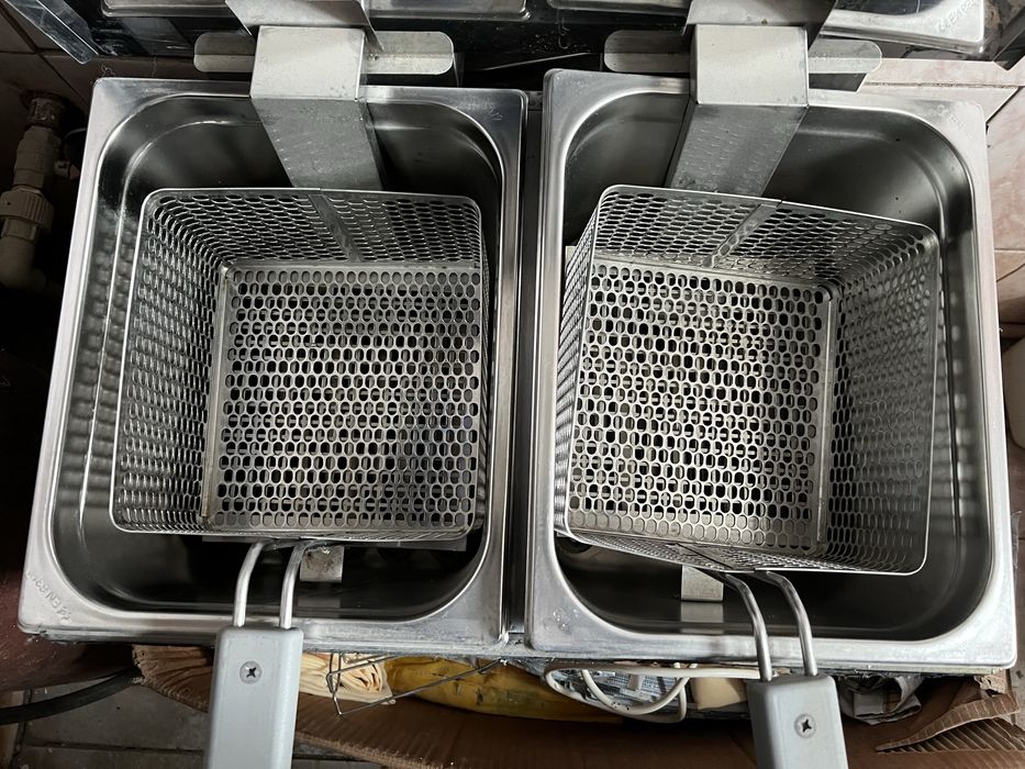 Фритюрница бу в хорошем состоянии