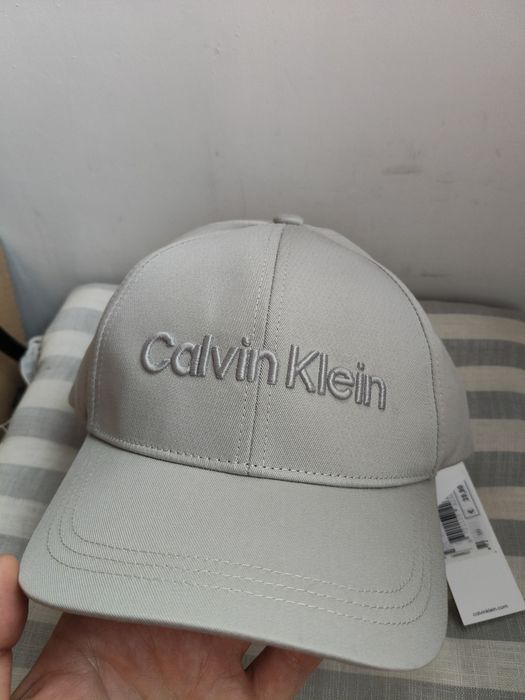 Calvin Klein șapcă unisex cu logo brodat culoare gri noua originala