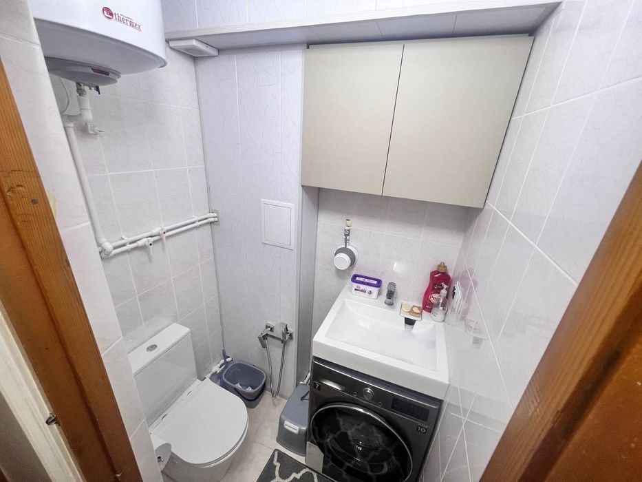 Chilonzor 16 kv 3xonali kvartira  sotiladi