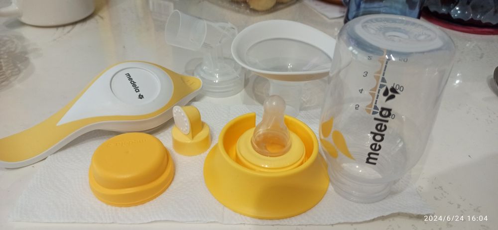 Молокоотсос Medela