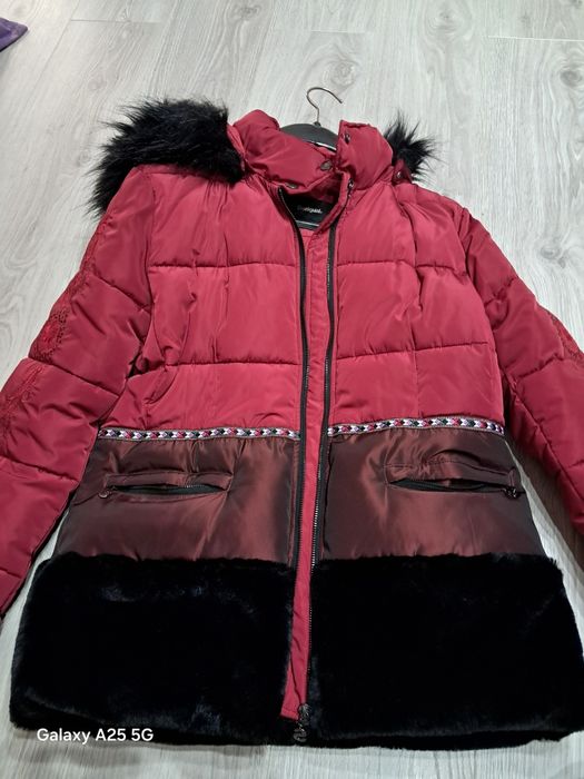 Vand geaca Dama Desigual Noua