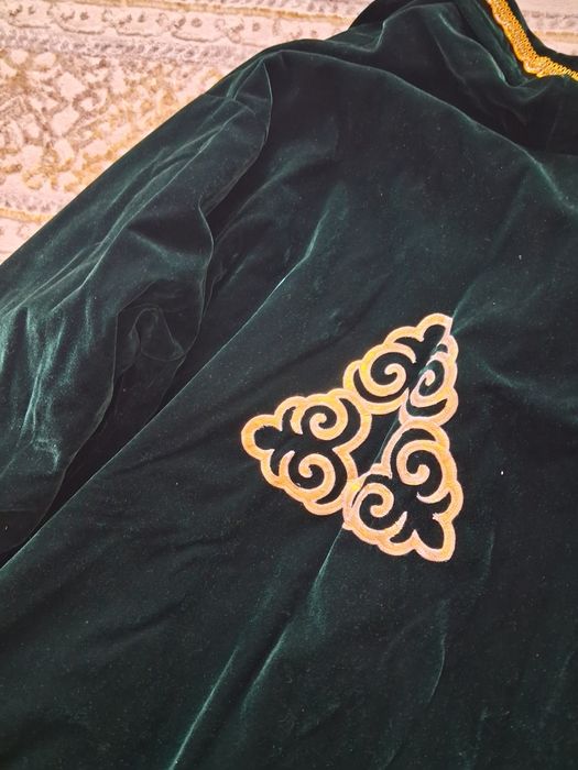 Камзол мужской для праздников