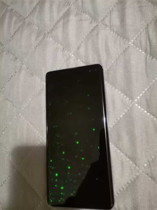 Samsung S10 Plus  отличен!