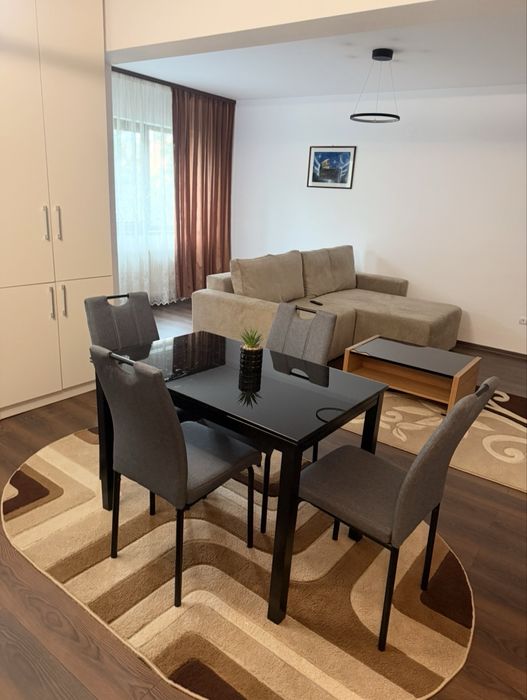 Apartament de inchiriat
